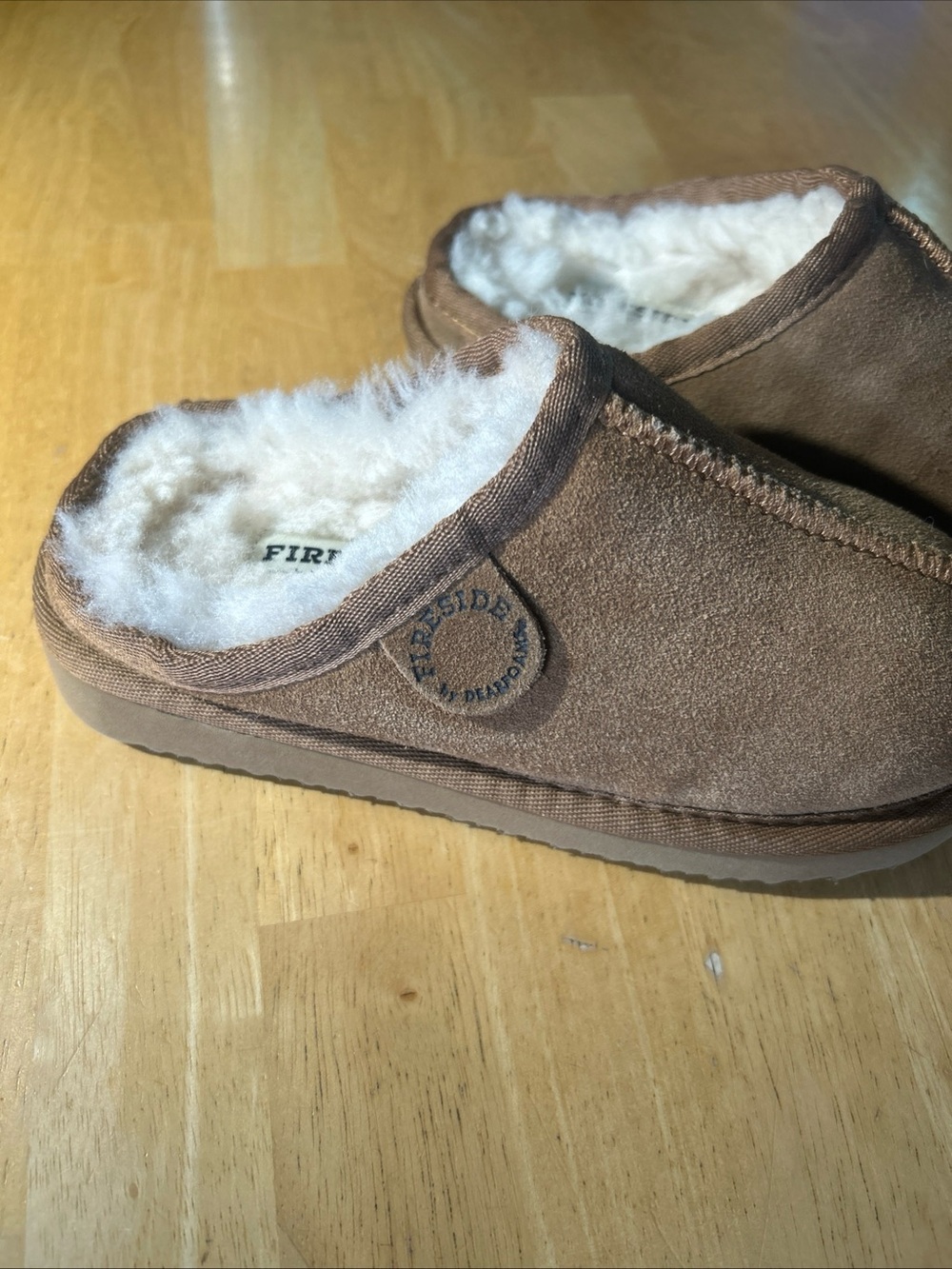 Fireside by Dearfoams Brown Suede Shearling-Lined Slip-On Slippers